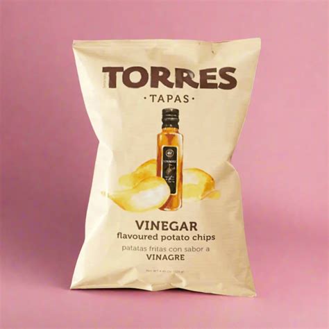torres selecta hand cooked spanish chips 125g .